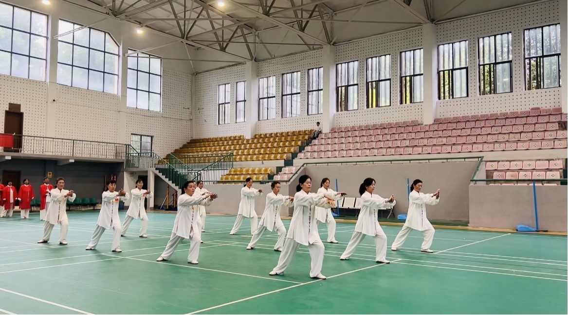 白谷洞2a992accf778c47f8baf6b6b44cdac3d0