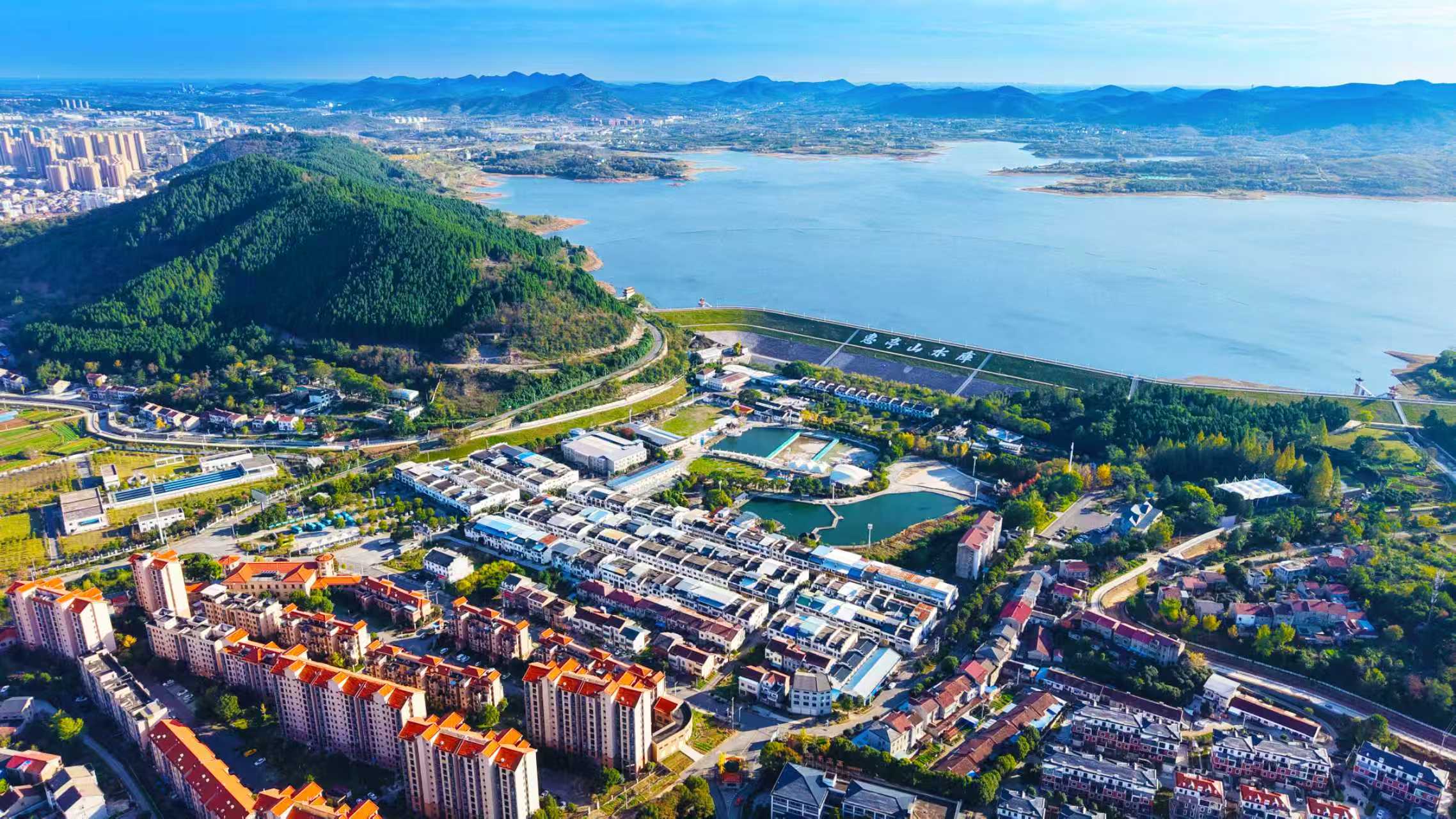 5F7AC14D-F7DD-4E8E-85F4-0D99B3DC7899